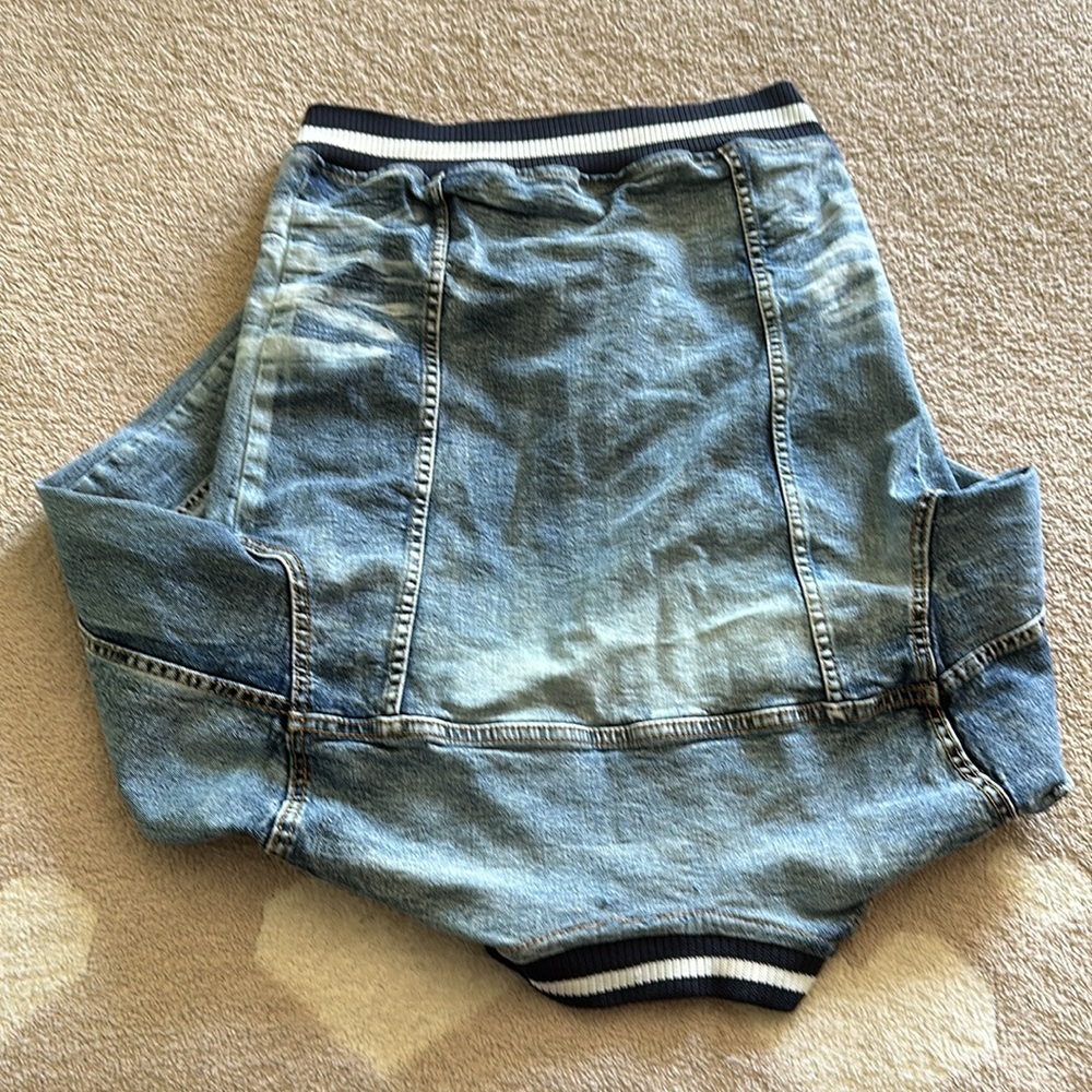 Jean Jacket - Picture 3 of 3